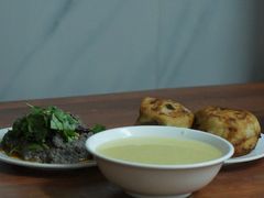 小米粥-宝瑞门钉肉饼店