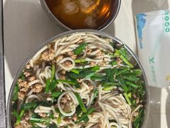 -正宗杨记普洱酸醋米线(总店)