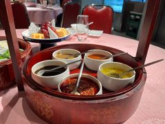 -行家海鲜火锅酒家(静安寺店)