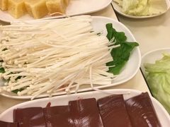 -彤德莱火锅(大学城店)