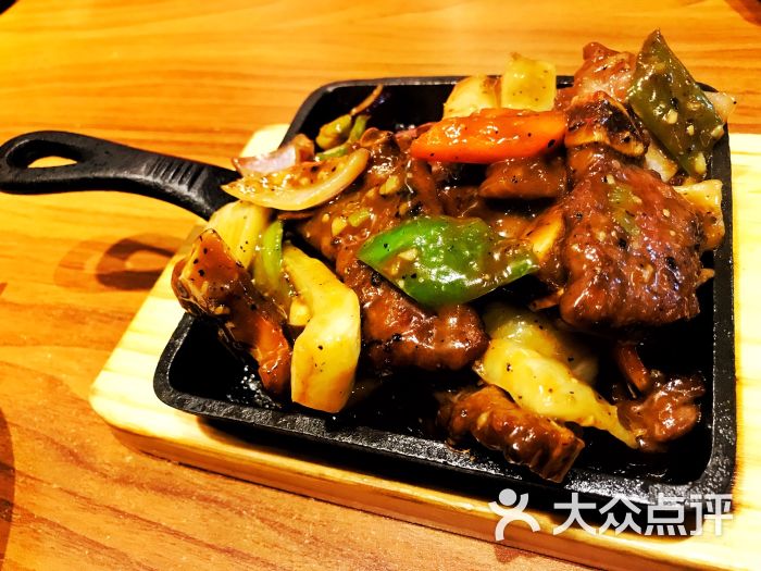 有璟阁港式餐厅(棕榈泉店)黑胡椒牛柳图片 第2张