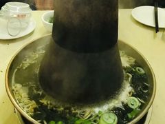 -洞庭洲·防空洞火锅·烧烤·铜锅涮肉(新百广场店)