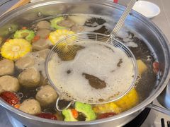 -官塘陈记鱼生·潮汕砂锅粥·牛肉火锅(潮枫路总店)