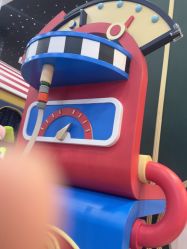 -MELAND CLUB亲子乐园·派对·餐厅(北京芳圆里ID MALL店)