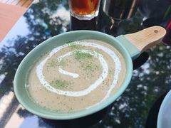 松露奶油蘑菇汤-Let'sBURGERplus·非常创意汉堡(三里屯店)