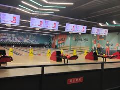 -极限PLAY运动娱乐新世界·团建派对表演休闲馆·室内高空游乐园