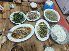 -九九牛肉馆(南山路店)