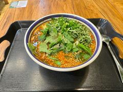 -云阿蛮云南生烫牛肉米线(奉贤路店)