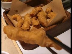-左庭右院鲜牛肉火锅(金山万达店)