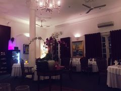 -La Villa French Restaurant