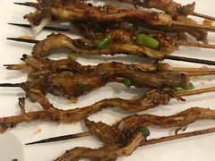 猪鼻筋-蜀签寻宜宾烧烤·精酿