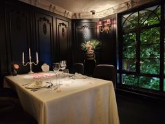 -弦月窗LUNETTE BY AMANDA(复兴路店)