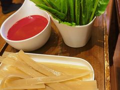 重庆邵粉-沸炉重庆老火锅(军事博物馆店)