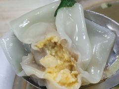 鸭蛋黄馄饨-吉云馄饨(桑梓路店)