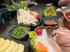 -湊湊火锅·茶憩(打浦桥日月光店)