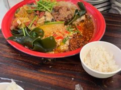 -老街称盘麻辣烫(东方新天地店)