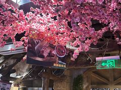-城墙拐拐火锅(三峡广场黑金冠店)