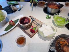 -一叶一世界·素食餐厅(锦华万达店)