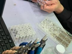 -镜客眼镜(浦江欢乐颂店)