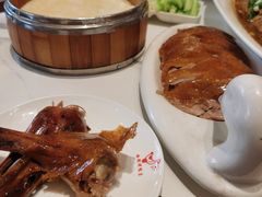 -梅利汴京烤鸭•开封豫菜地标店(东大街店)