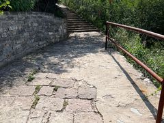 -鸡鸣山旅游风景区
