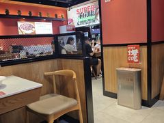 -渝是乎酸菜鱼·川渝小炒(新世界百货望京店)