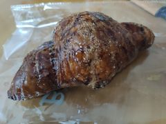 焦糖牛角包-PAPER STONE BAKERY(天环店)