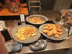 -广州万富希尔顿酒店-感趣自助餐厅·生蚝海鲜刺身