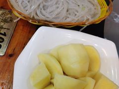 -三里屯土灶炖公鸡地锅鸡(江东店)