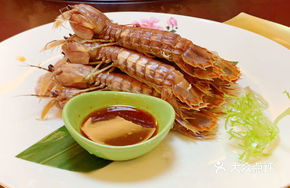 Shrimp in a Hole