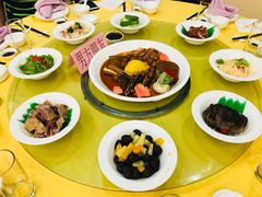 -山明水秀大饭店