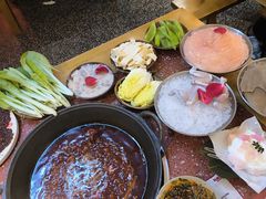 -赵美丽·重庆社区火锅·直营店(火车东站·中豪国际店)