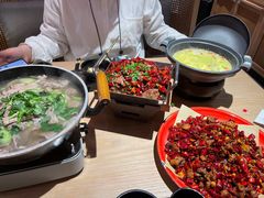 -川堂风·跷脚牛肉·乐山爆炒(宝山日月光店)