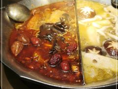 -湊湊火锅·茶憩(打浦桥日月光店)