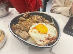 烧肥牛饭-HONGA HONGA雄家(曹路店)