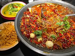 -麻六记(凤凰汇店)