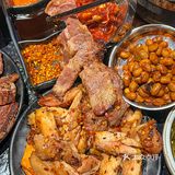朋友带我吃的烤肉，做梦都在吧唧嘴[流泪]好香好香！