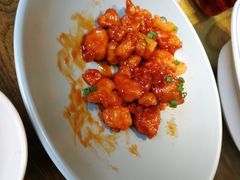 -蜜桃餐厅·伴山(湖滨商业街店)