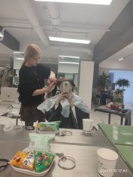 -HG美发设计沙龙