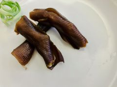 脱骨老鹅掌-潮林府私房菜