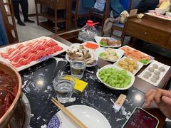 -楼外楼大刀肉传统火锅居(繁荣路店)
