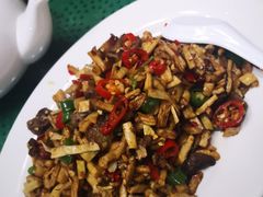 -南雄雄州土菜餐厅(粤北大厦店)
