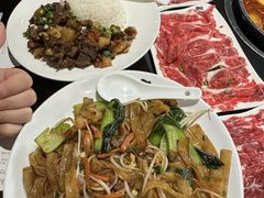 -牛沙暴潮汕牛肉火锅(章江南大道店)