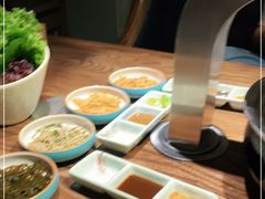 -明洞阿姨·韩式酱蟹烤肉·创意料理(三元桥店)