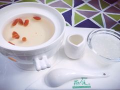 -燕庭·纯燕窝·甜品下午茶(南京西路店)