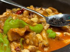 -云海肴·汽锅鸡·云南菜(天山百盛优客店)