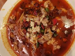 酸汤牛蛙-莲餐厅·湖北菜·藕汤是头牌(愚园路店)