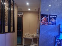 -七欣天香辣蟹火锅(闵行浦江欢乐颂店)