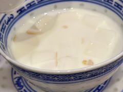 -广信牛奶甜品世家(台东店)