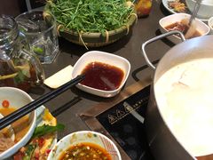 -捞王锅物料理(上海世茂广场店)